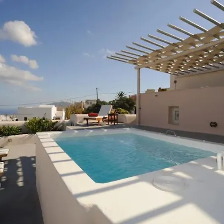Hotel Super Santorini - 4 Bedrooms - Caldera Cliff - Amazing Sea Views And Private Plunge Pool -