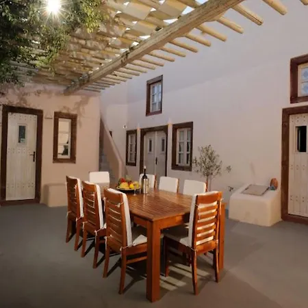 Super Santorini - 4 Bedrooms - Caldera Cliff - Amazing Sea Views And Private Plunge Pool - Hotel Imerovigli (Santorini)